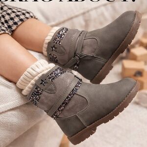 Toddler Fashion Boots Sparkly Straps Stylish Comfy Easy On Size 8 or 10